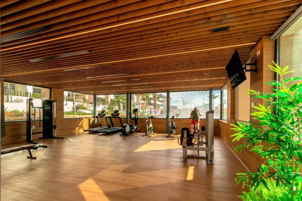 2 sypialnia Apartament do wynajęcia w Playa Flamenca z basenem garażem - 1 500 € (Ref: 9541865)