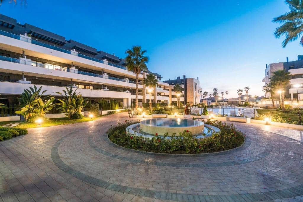 2 sypialnia Apartament do wynajęcia w Playa Flamenca z basenem garażem - 1 500 € (Ref: 9541865)