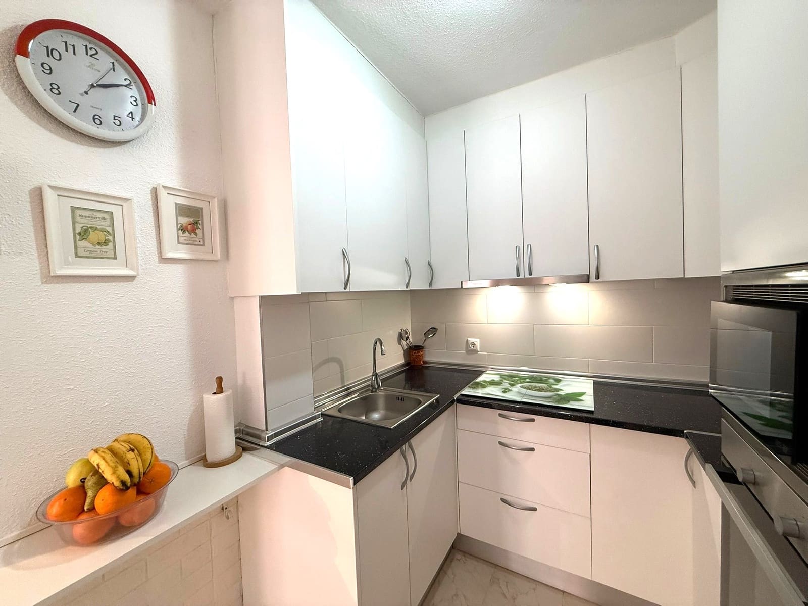 3 bedroom Apartment for sale in Torrevieja - € 210,000 (Ref: 9602992)