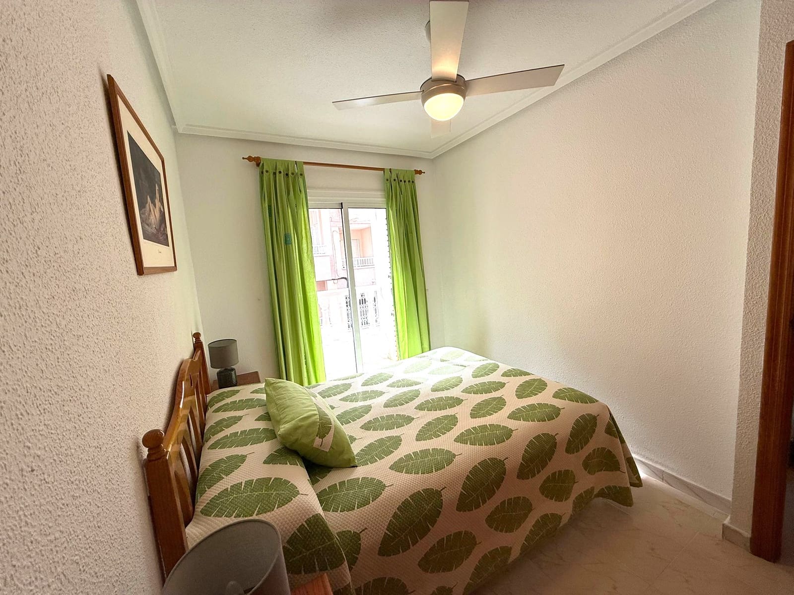 3 bedroom Apartment for sale in Torrevieja - € 210,000 (Ref: 9602992)