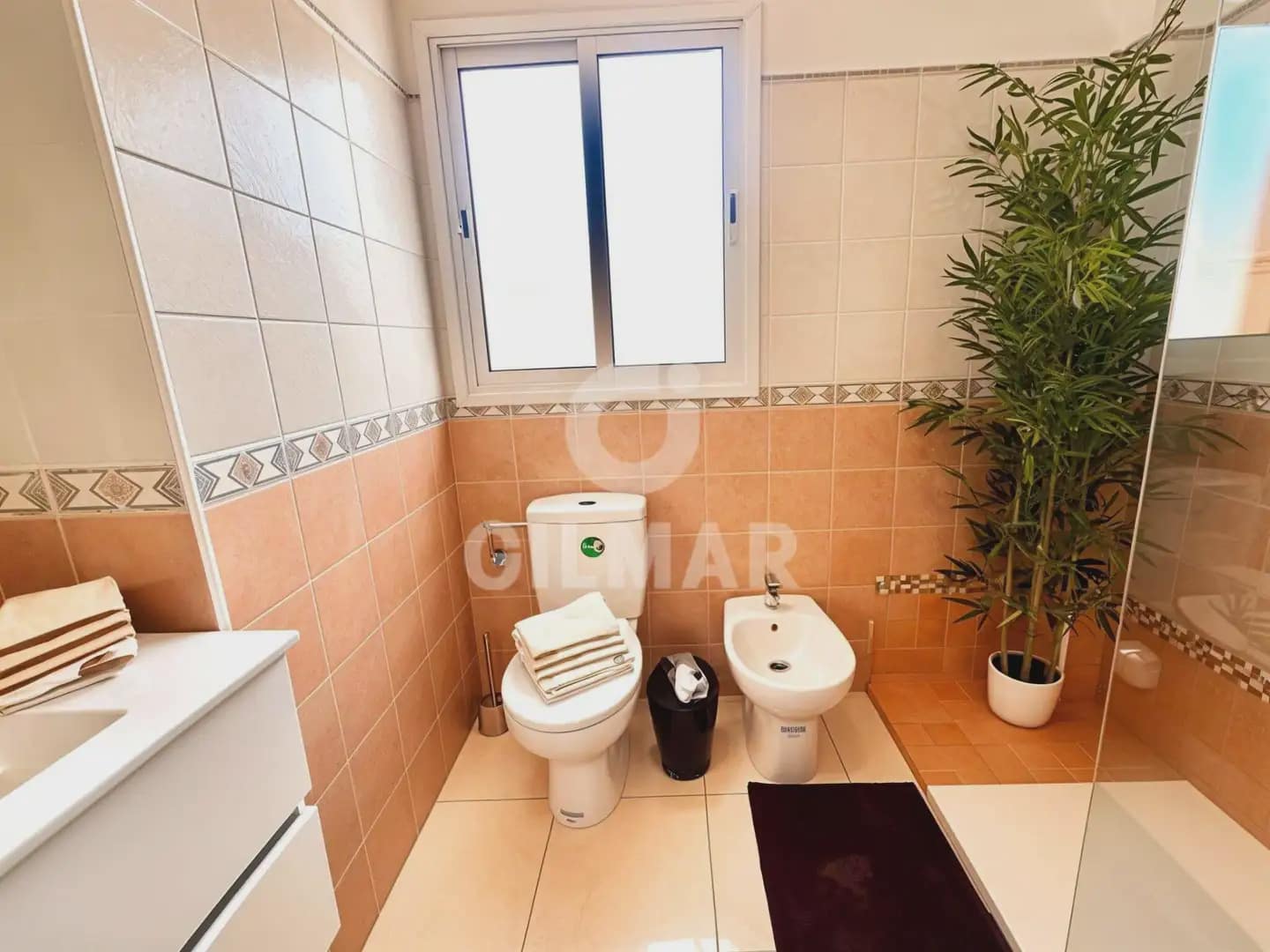 2 chambre Villa/Maison Semi-Mitoyenne à vendre à Arona avec piscine garage - 650 000 € (Ref: 10000961)