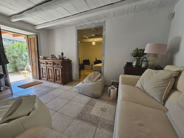 2 slaapkamer Finca/Landhuis te koop in Teror - € 175.000 (Ref: 10021397)