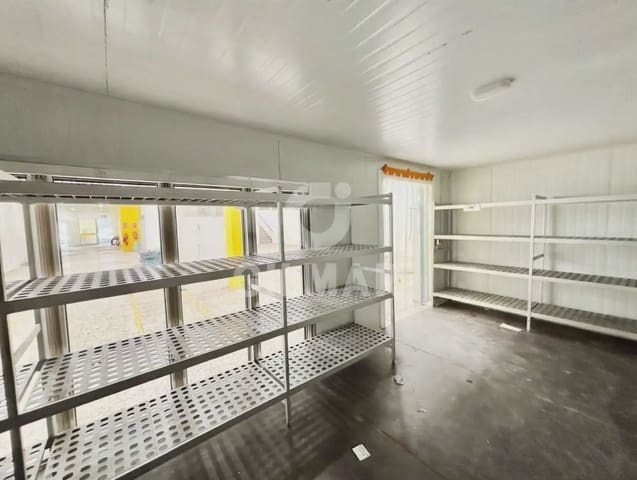 Komercyjne na sprzedaż w Zona Rambla, Santa Cruz de Tenerife - 1 003 600 € (Ref: 10023369)