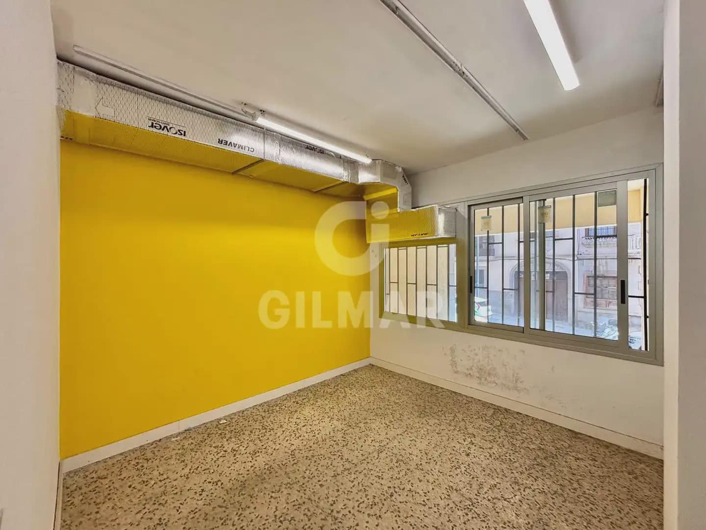 Commercial for sale in Santa Cruz de Tenerife - € 1,003,600 (Ref: 10023369)