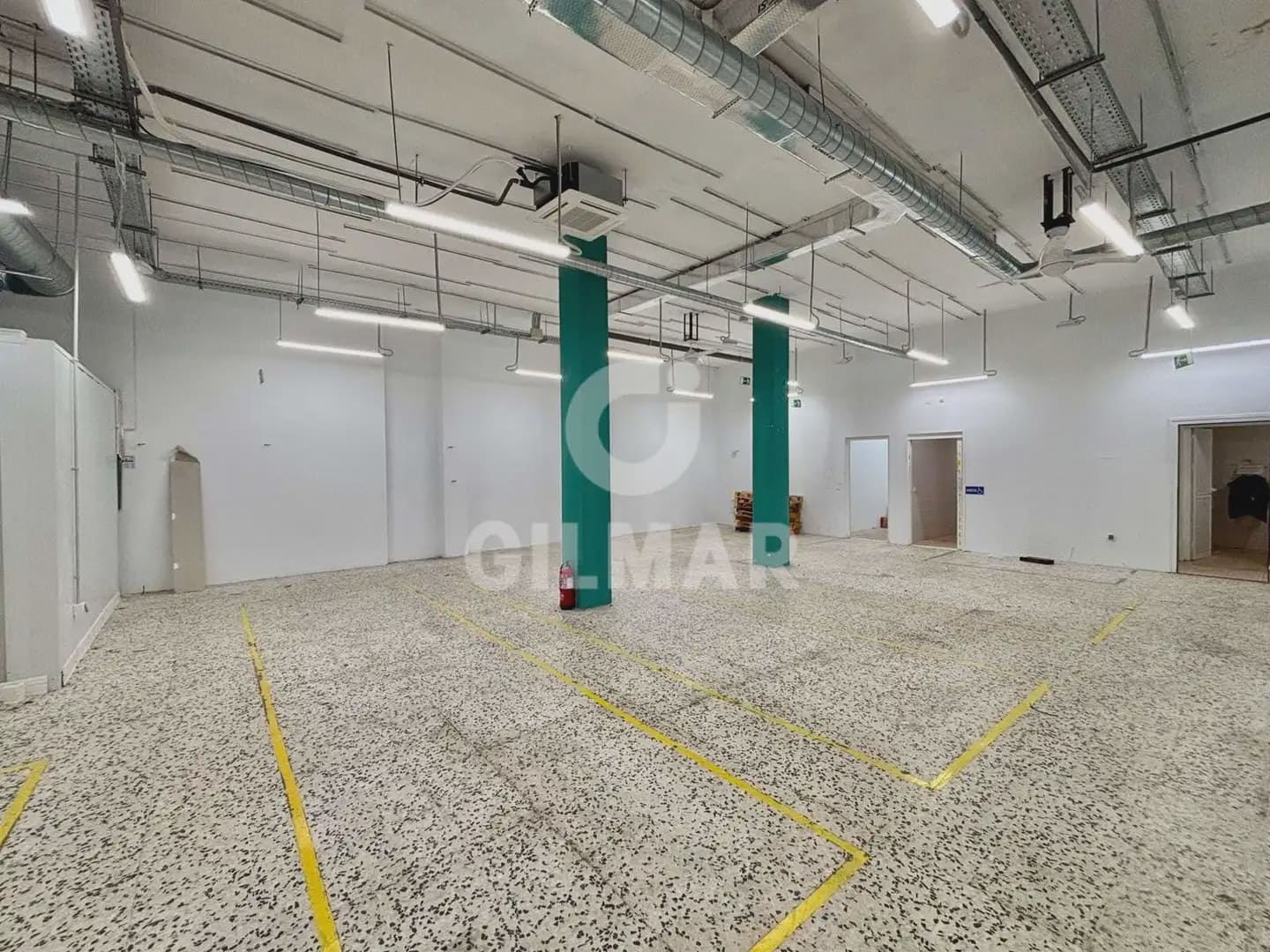 Commercial for sale in Santa Cruz de Tenerife - € 1,003,600 (Ref: 10023369)