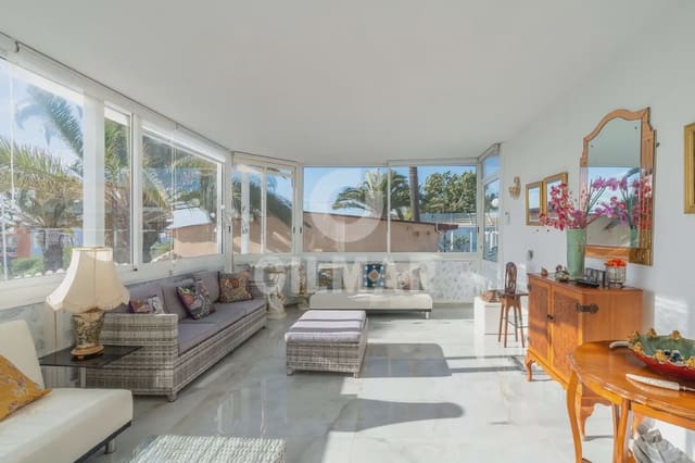 4 sypialnia Willa na sprzedaż w Granadilla de Abona - 630 000 € (Ref: 10023370)