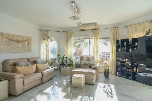4 sypialnia Willa na sprzedaż w Granadilla de Abona - 630 000 € (Ref: 10023370)