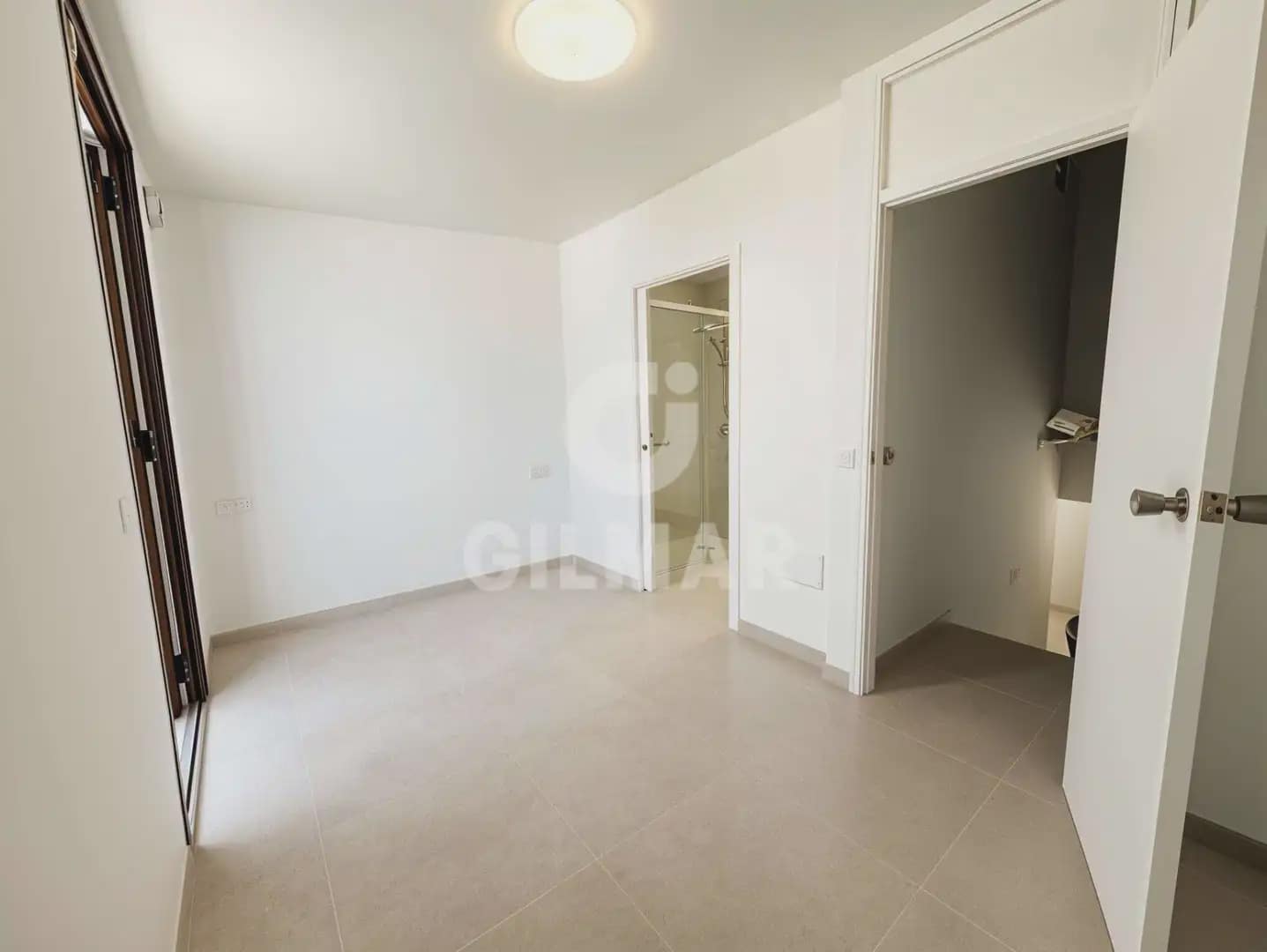 2 slaapkamer Halfvrijstaande villa te huur in Adeje met zwembad garage - € 2.000 (Ref: 10023447)