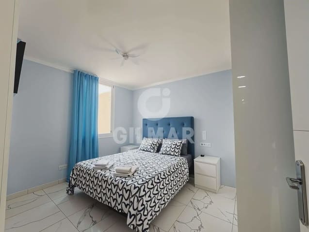 1 quarto Apartamento de Praia para venda em Playa de las Américas, Adeje - 389 000 € (Ref: 10023448)