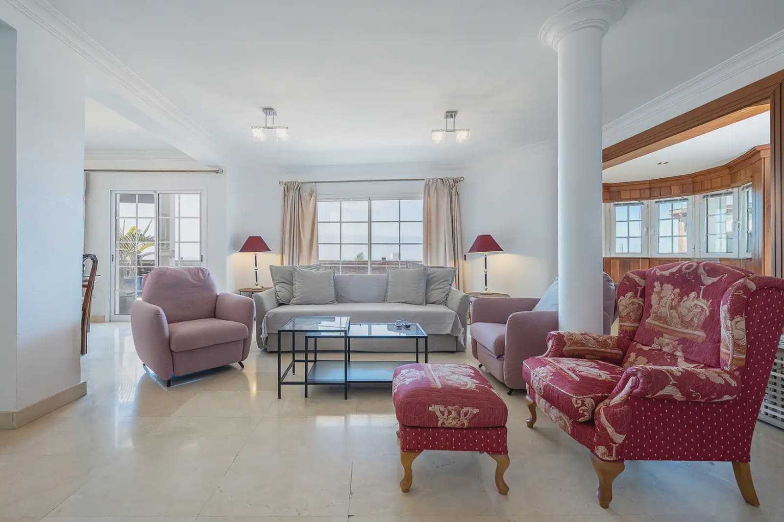 4 sypialnia Willa na sprzedaż w San Bartolome de Tirajana z basenem garażem - 1 350 000 € (Ref: 10024702)