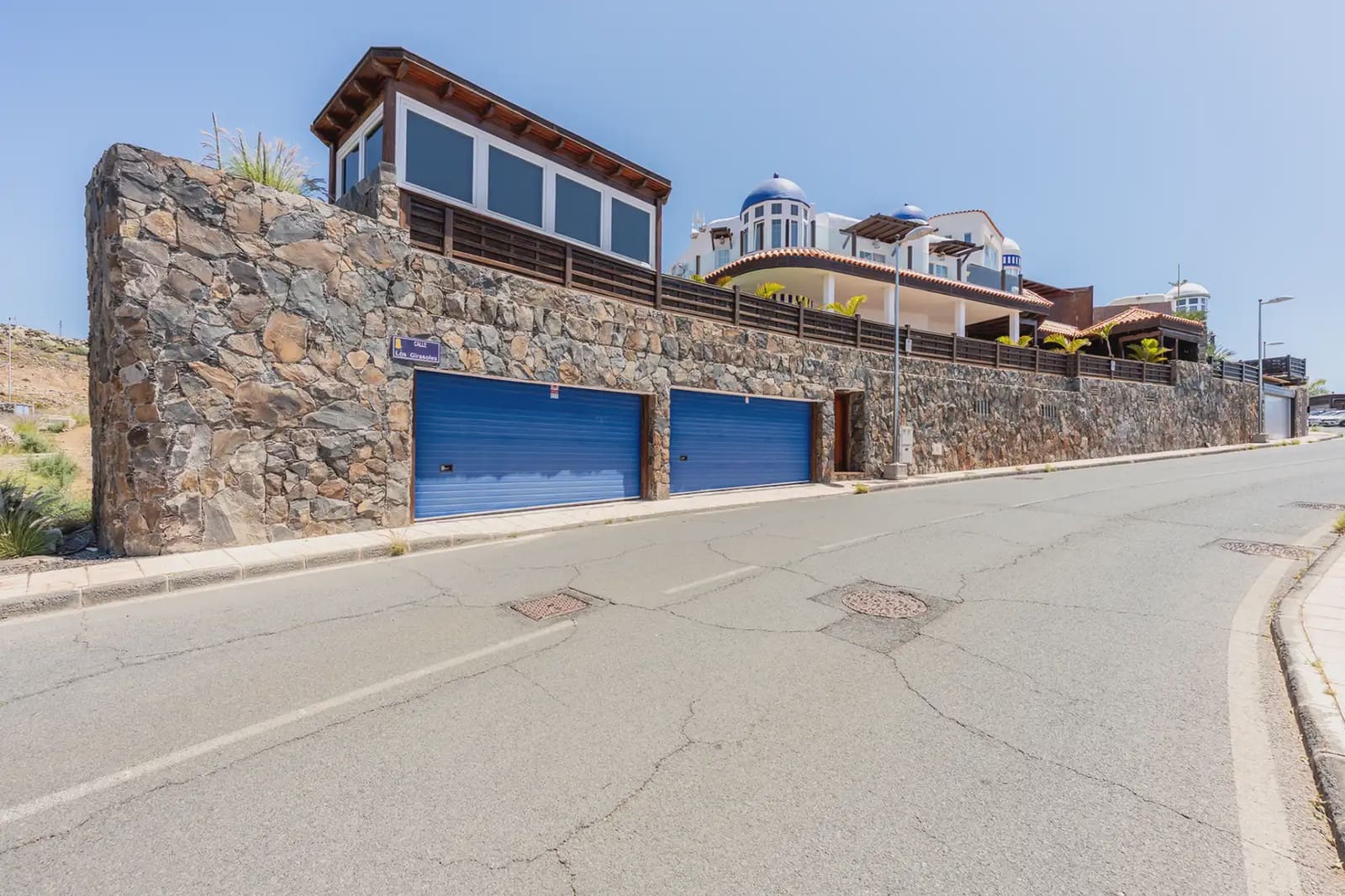 4 sypialnia Willa na sprzedaż w San Bartolome de Tirajana z basenem garażem - 1 350 000 € (Ref: 10024702)