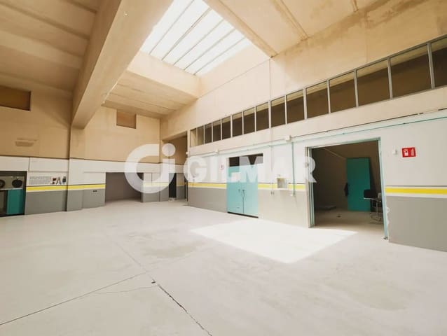 Local Comercial en Costa del Silencio, Arona en venta - 444.000 € (Ref: 10034746)