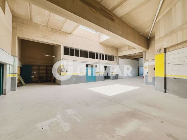 Local Comercial en Costa del Silencio, Arona en venta - 444.000 € (Ref: 10034746)