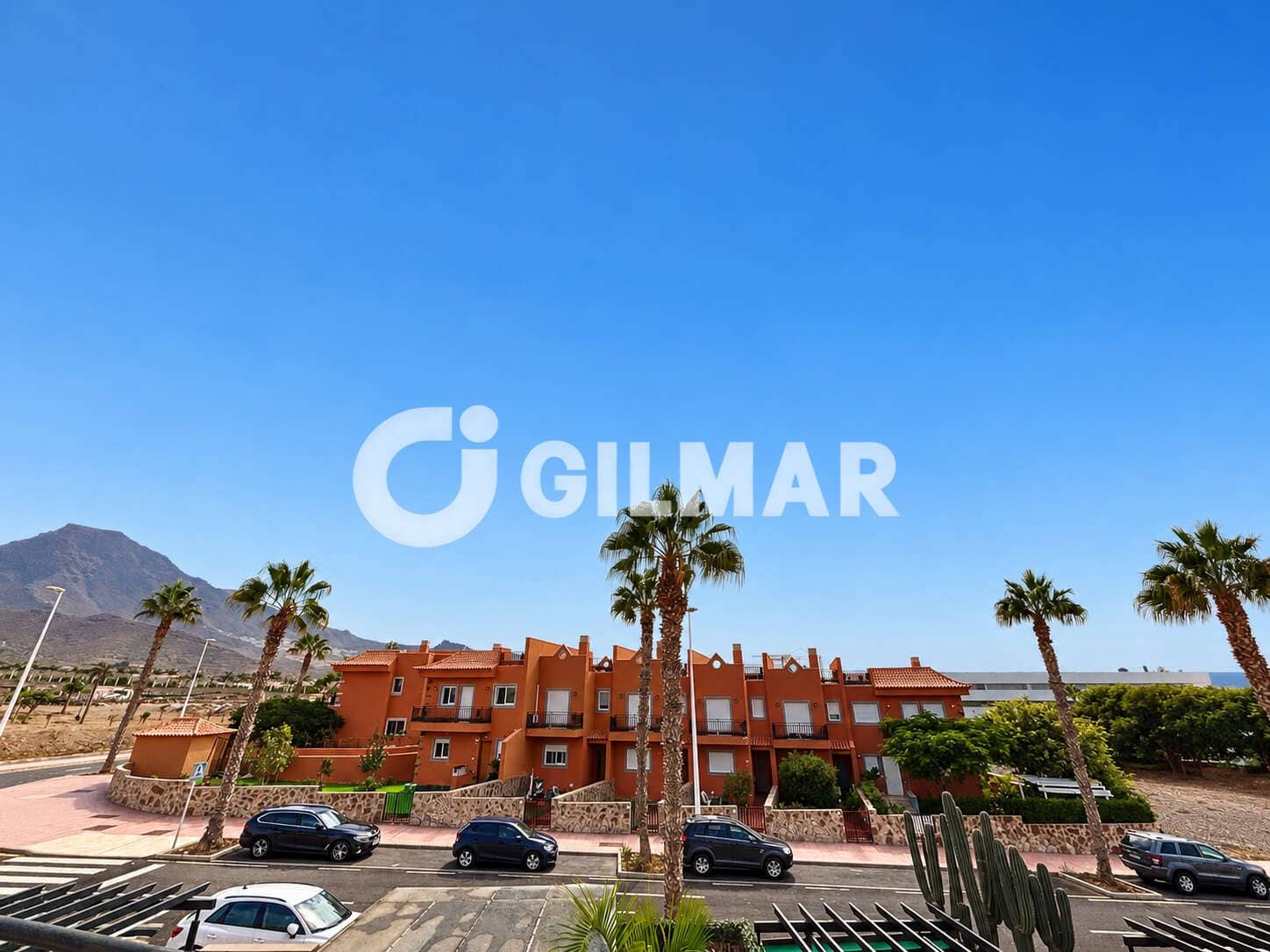 1 soveværelse Lejlighed til salg i Playa del Duque med swimmingpool - € 350.000 (Ref: 10077268)