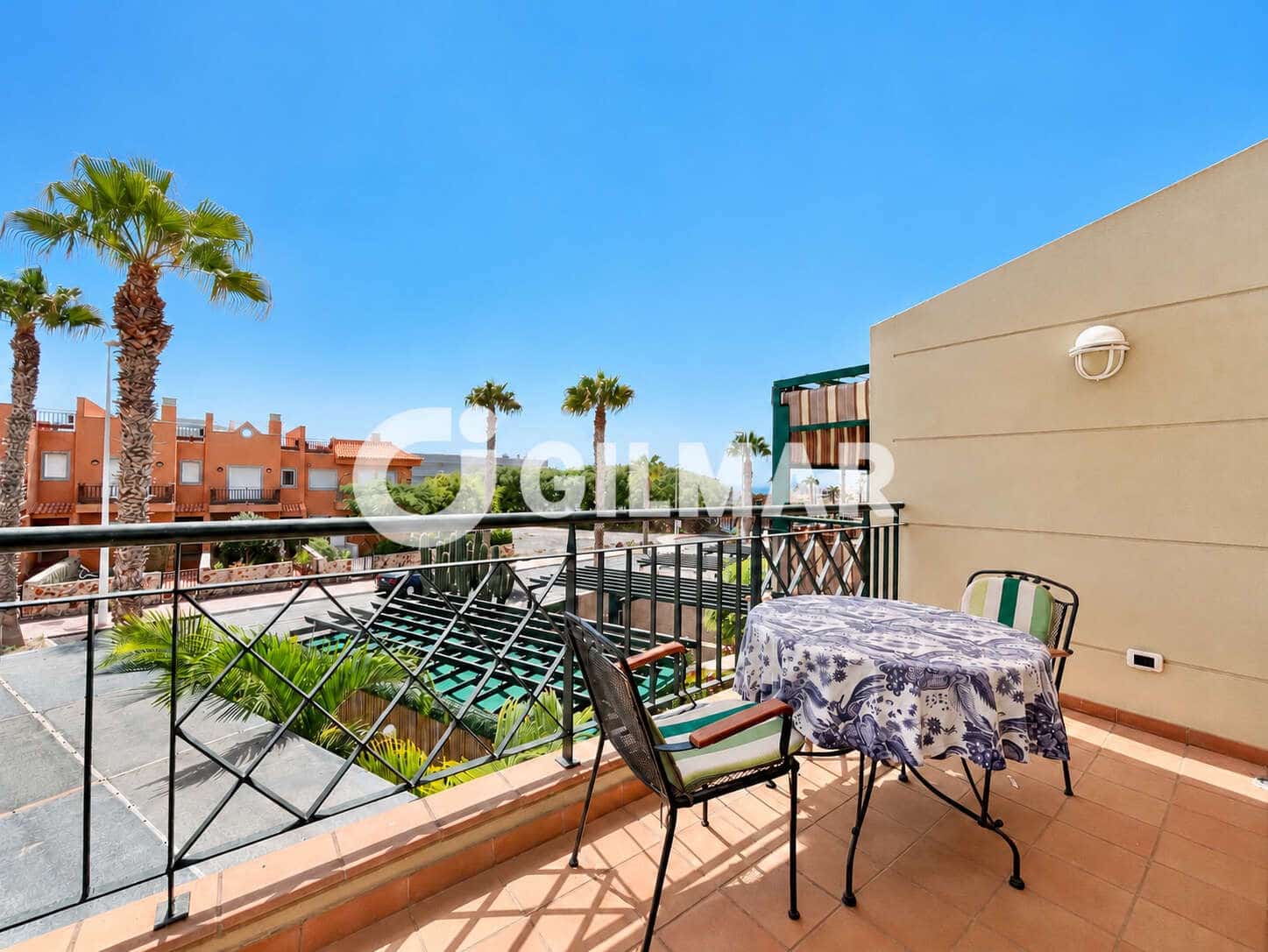 1 soveværelse Lejlighed til salg i Playa del Duque med swimmingpool - € 350.000 (Ref: 10077268)