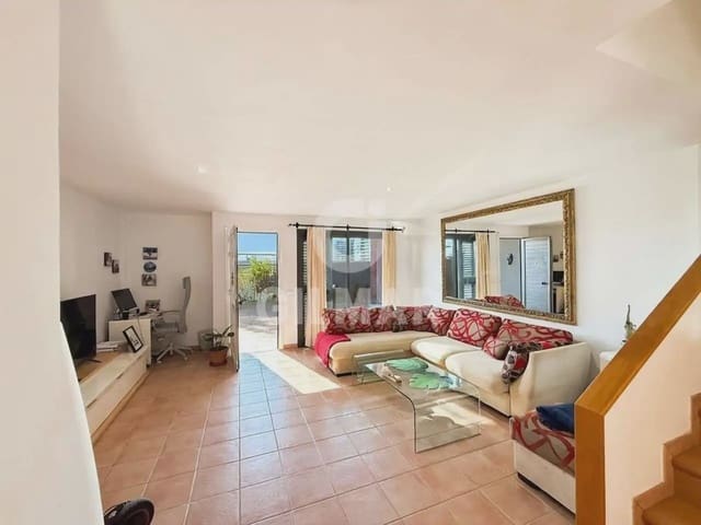 Adosado en Playa Paraiso, Adeje en venta con piscina garaje - 785.000 € (Ref: 10168998)