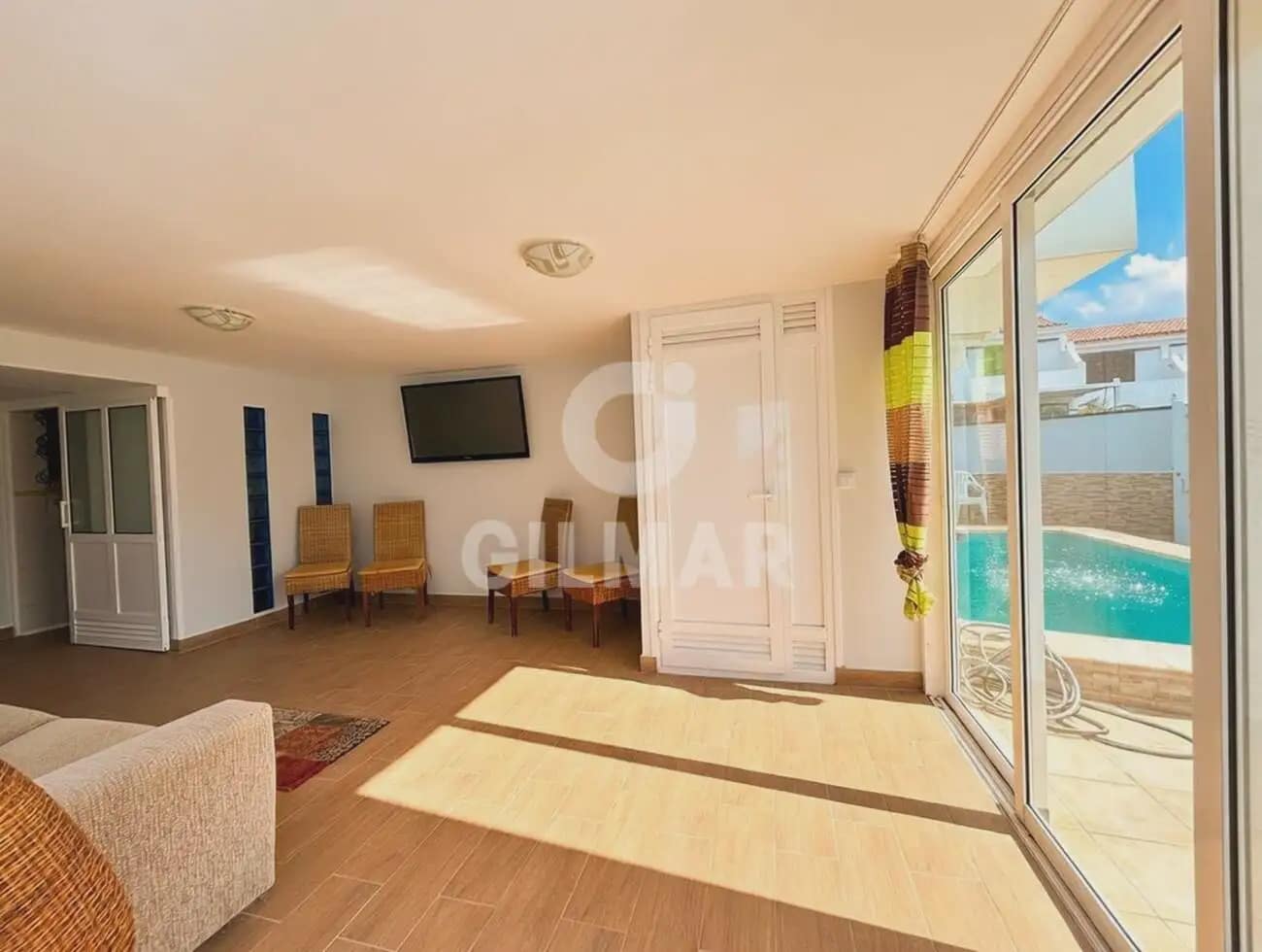 3 bedroom Semi-detached Villa for sale in Costa del Silencio with pool - € 425,000 (Ref: 10169004)