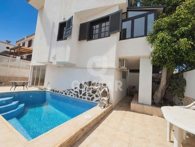 3 soveværelse Semi-Rækkehus til salg i Costa del Silencio, Arona med swimmingpool - € 425.000 (Ref: 10169004)