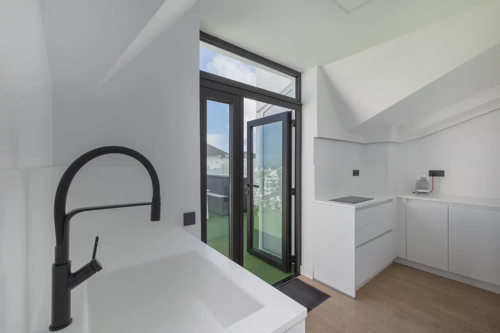 2 bedroom Penthouse for sale in Las Palmas de Gran Canaria - € 887,000 (Ref: 10169009)