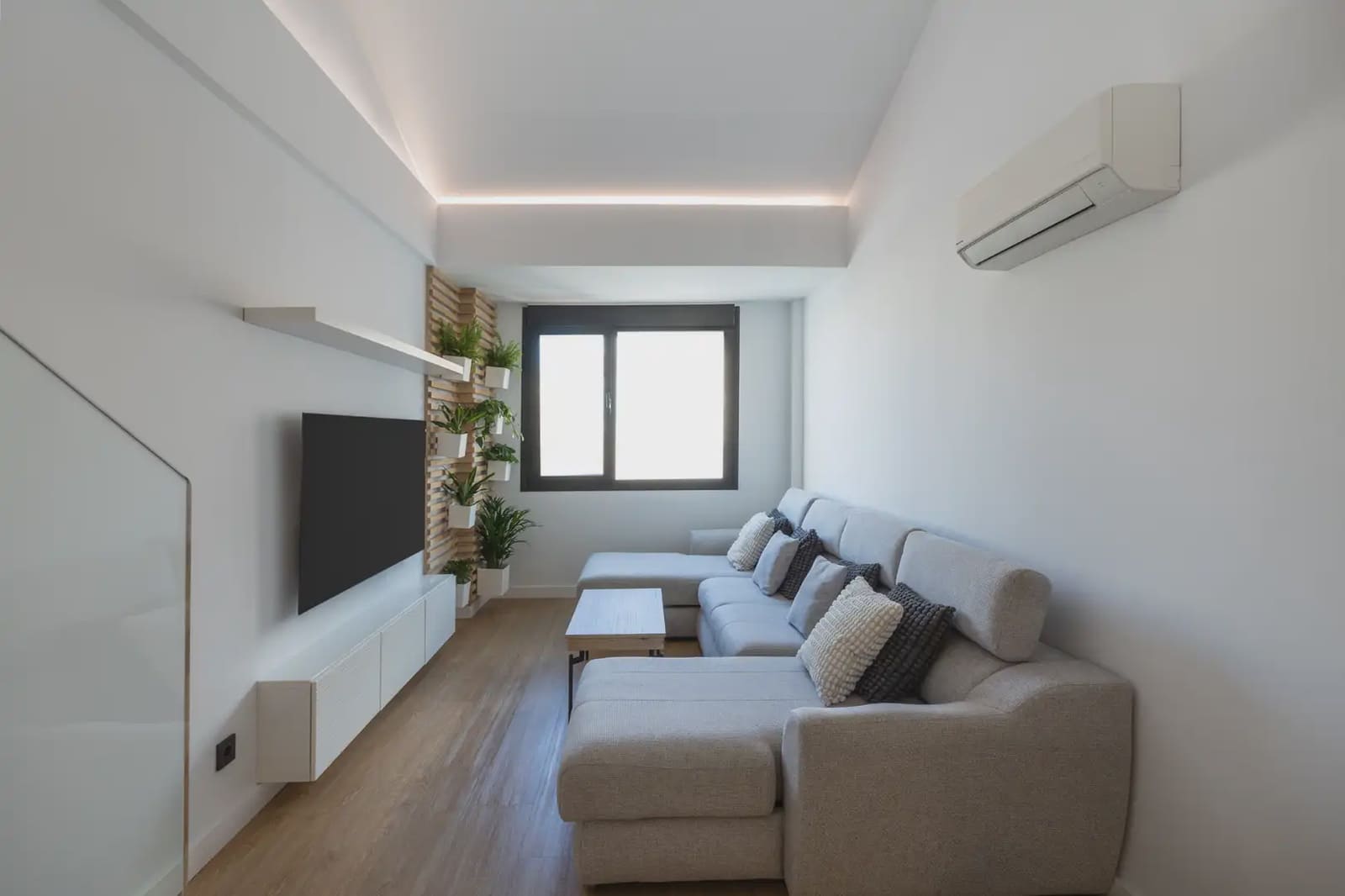 2 bedroom Penthouse for sale in Las Palmas de Gran Canaria - € 887,000 (Ref: 10169009)