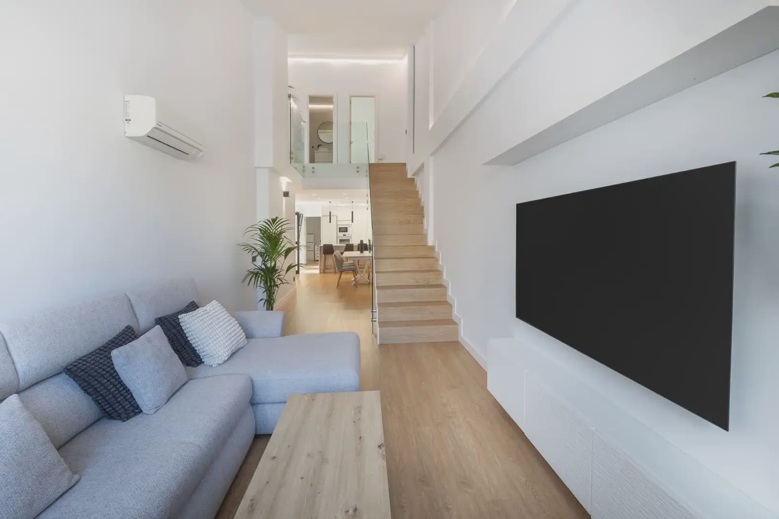 2 bedroom Penthouse for sale in Las Palmas de Gran Canaria - € 887,000 (Ref: 10169009)