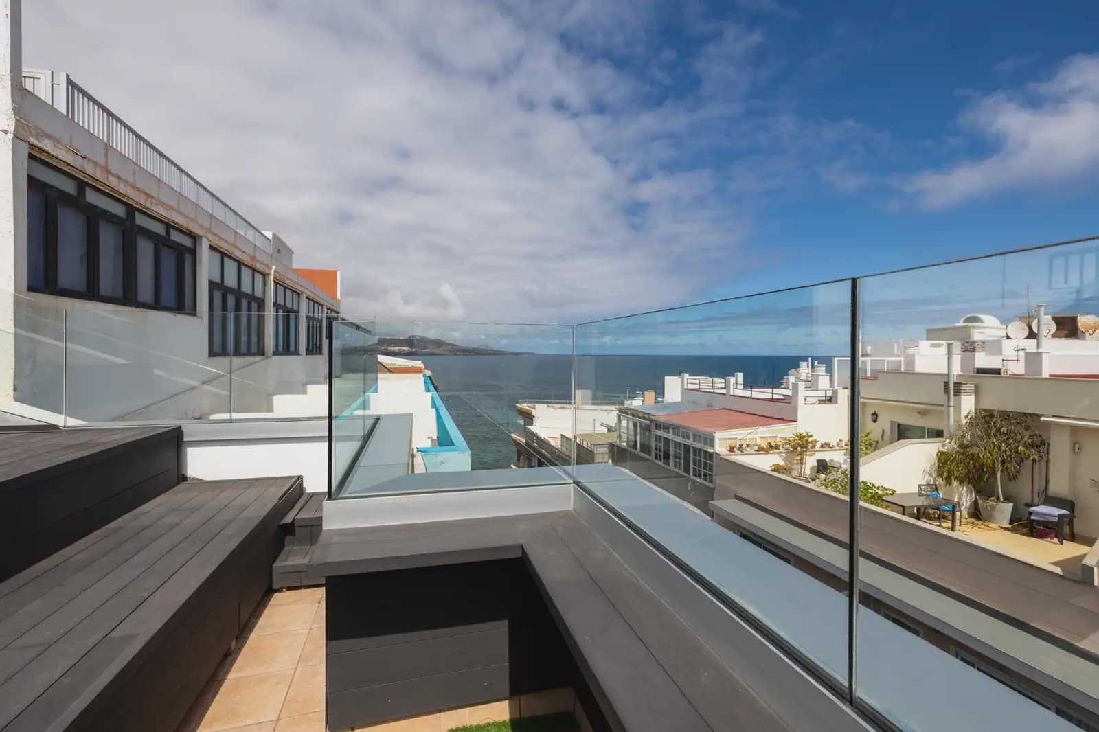 2 bedroom Penthouse for sale in Las Palmas de Gran Canaria - € 887,000 (Ref: 10169009)