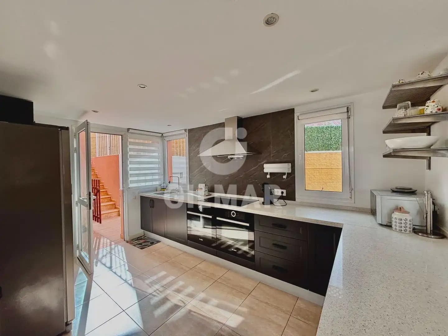 3 slaapkamer Halfvrijstaande villa te koop in El Madronal met garage - € 799.000 (Ref: 10169020)