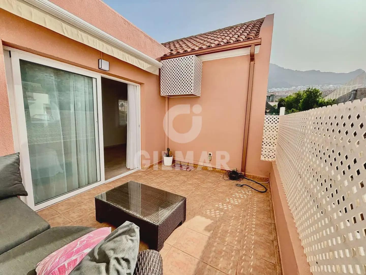 3 slaapkamer Halfvrijstaande villa te koop in El Madronal met garage - € 799.000 (Ref: 10169020)