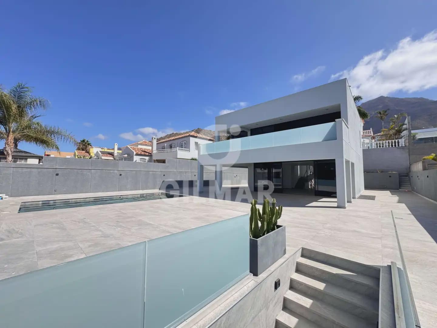 4 bedroom Villa for sale in El Madronal with pool garage - € 1,750,000 (Ref: 10169023)