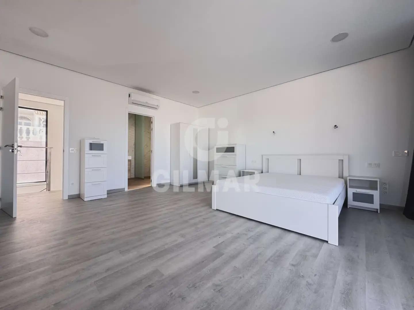 4 bedroom Villa for sale in El Madronal with pool garage - € 1,750,000 (Ref: 10169023)