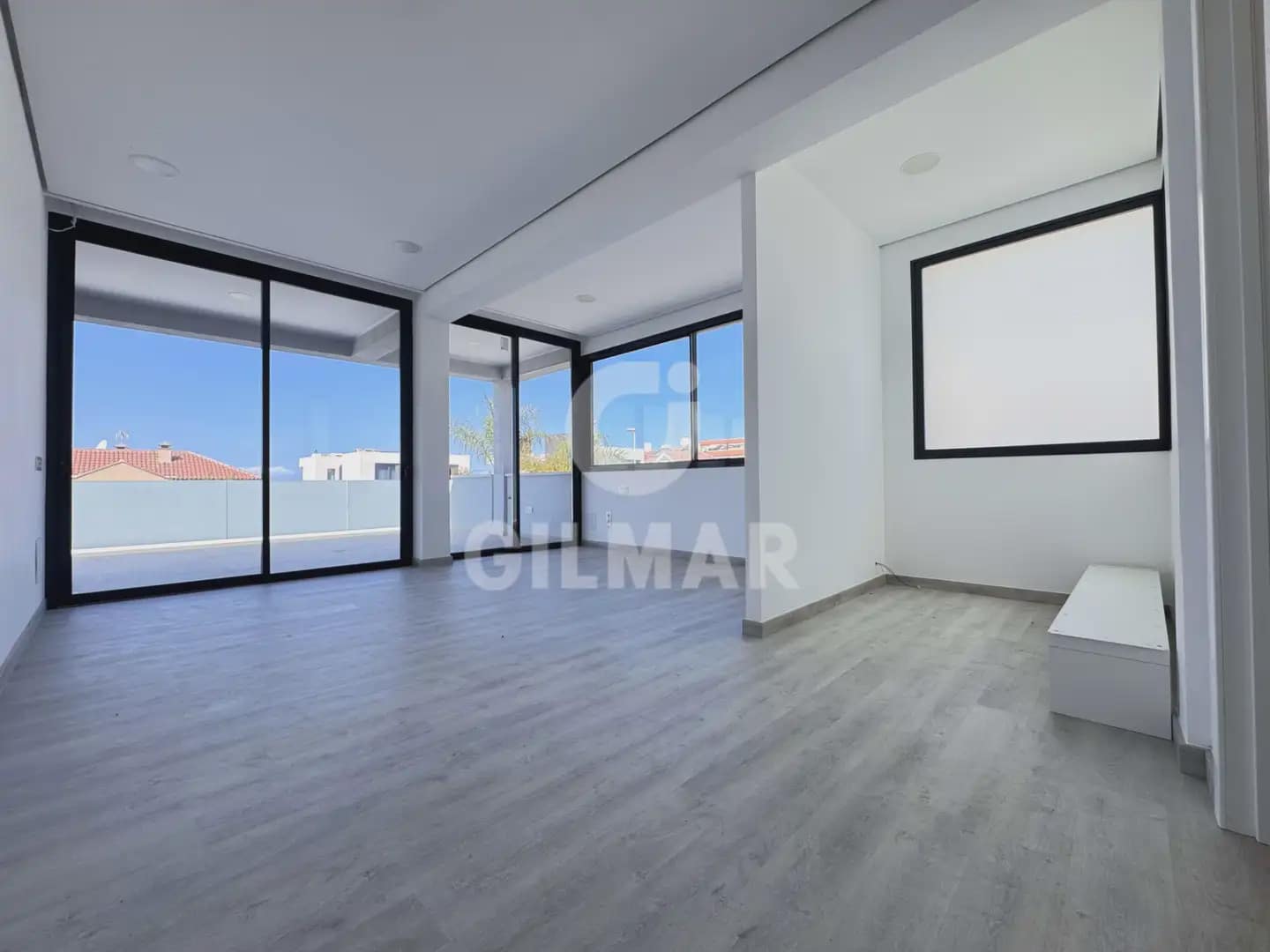 4 bedroom Villa for sale in El Madronal with pool garage - € 1,750,000 (Ref: 10169023)