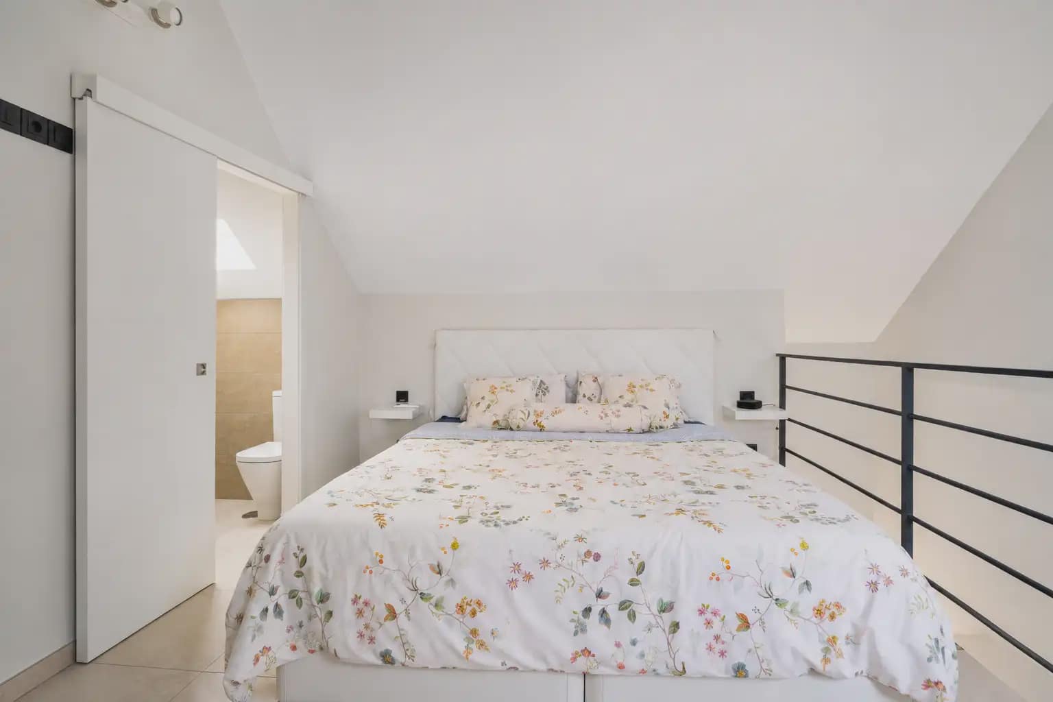 1 bedroom Apartment for sale in Las Palmas de Gran Canaria with garage - € 300,000 (Ref: 10169027)