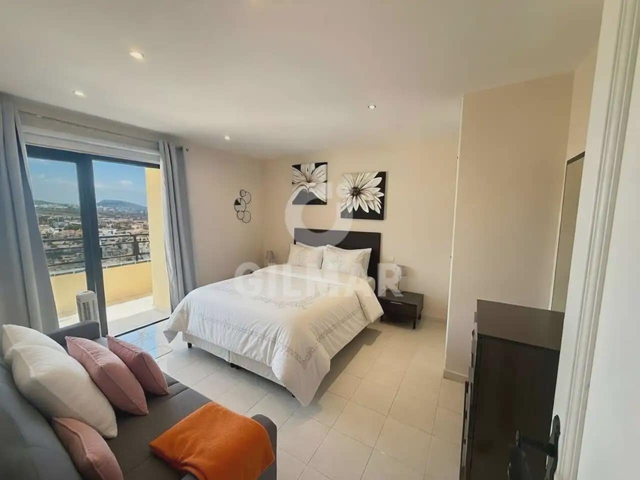 2 soveværelse Lejlighed til salg i Playa Paraiso med swimmingpool garage - € 449.000 (Ref: 10169031)
