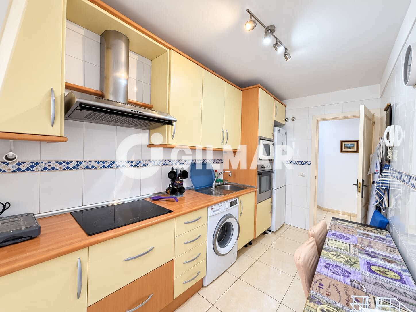Apartamento de 3 habitaciones en Los Abrigos en venta con garaje - 315.000 € (Ref: 10172451)
