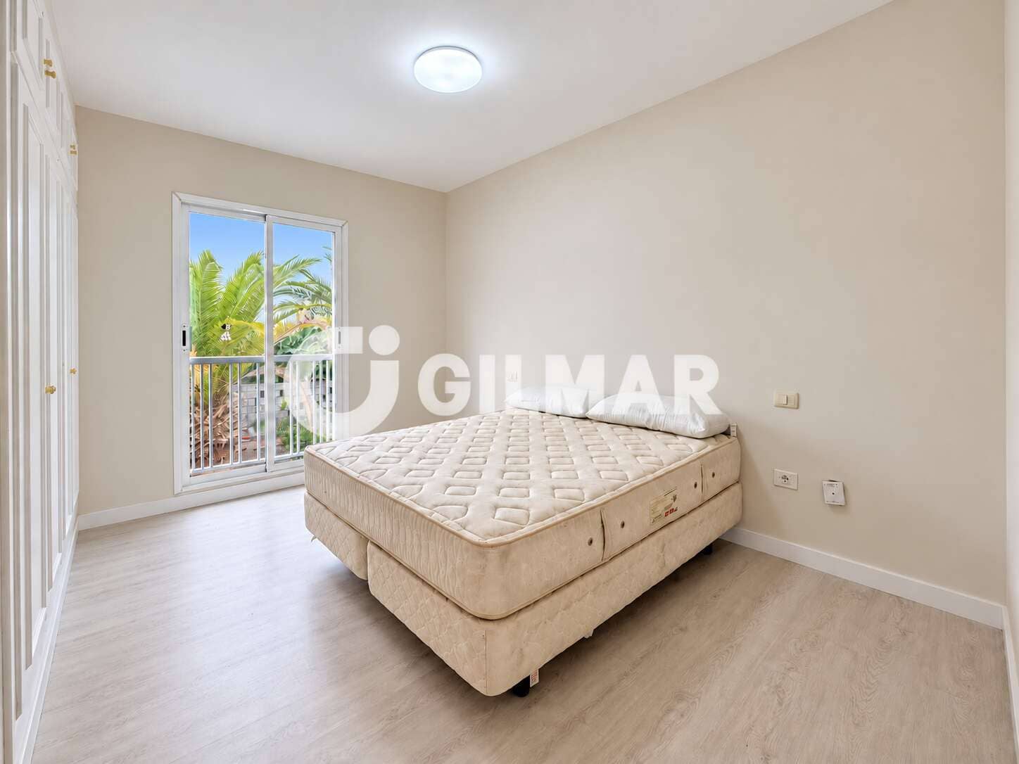 Apartamento de 2 habitaciones en Callao Salvaje en venta con piscina garaje - 329.900 € (Ref: 10172454)