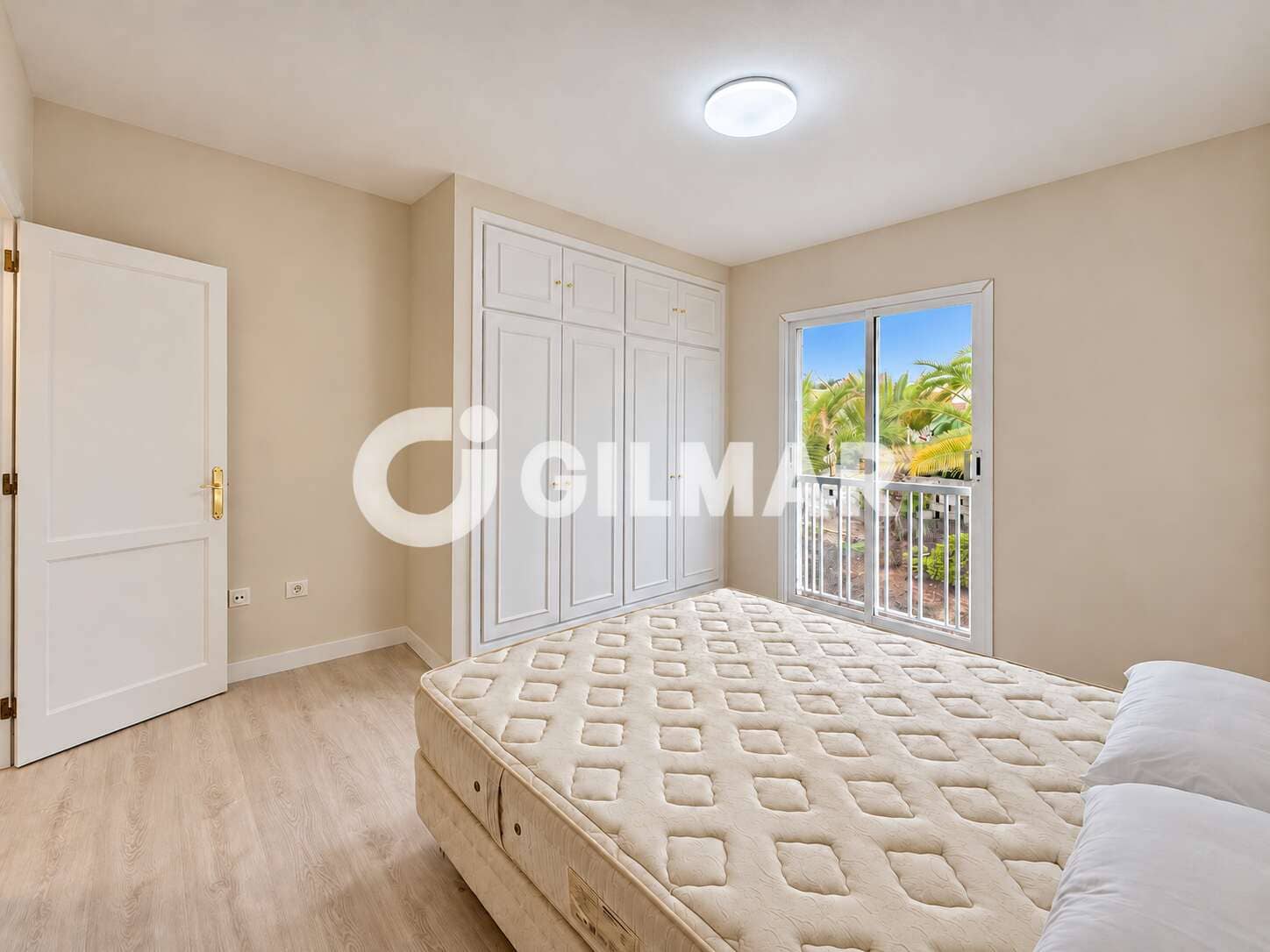 Apartamento de 2 habitaciones en Callao Salvaje en venta con piscina garaje - 329.900 € (Ref: 10172454)