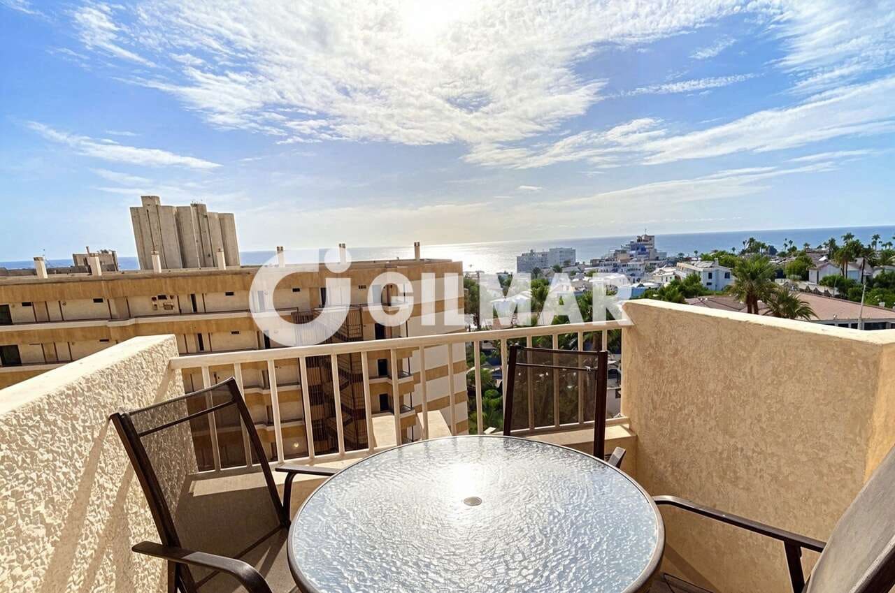 Lägenhet till salu i Playa de las Americas med pool - 315 000 € (Ref: 10172464)