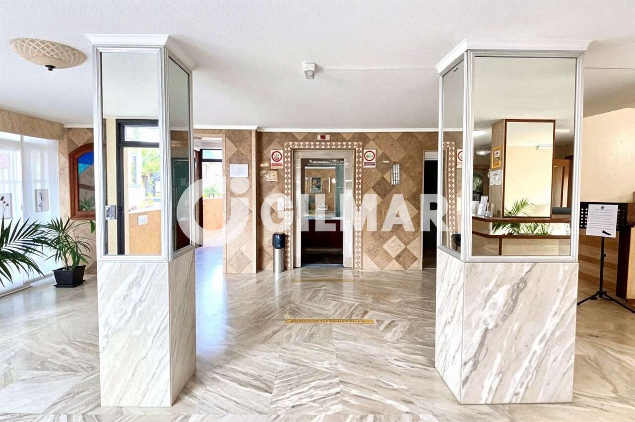 Lägenhet till salu i Playa de las Americas med pool - 315 000 € (Ref: 10172464)