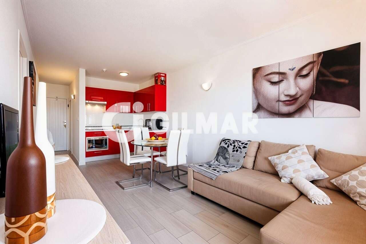 Lägenhet till salu i Playa de las Americas med pool - 315 000 € (Ref: 10172464)