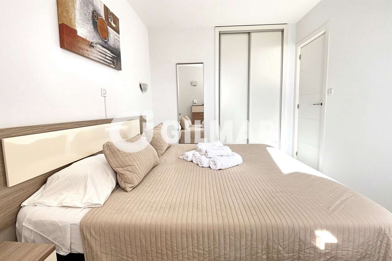 Lägenhet till salu i Playa de las Americas med pool - 315 000 € (Ref: 10172464)