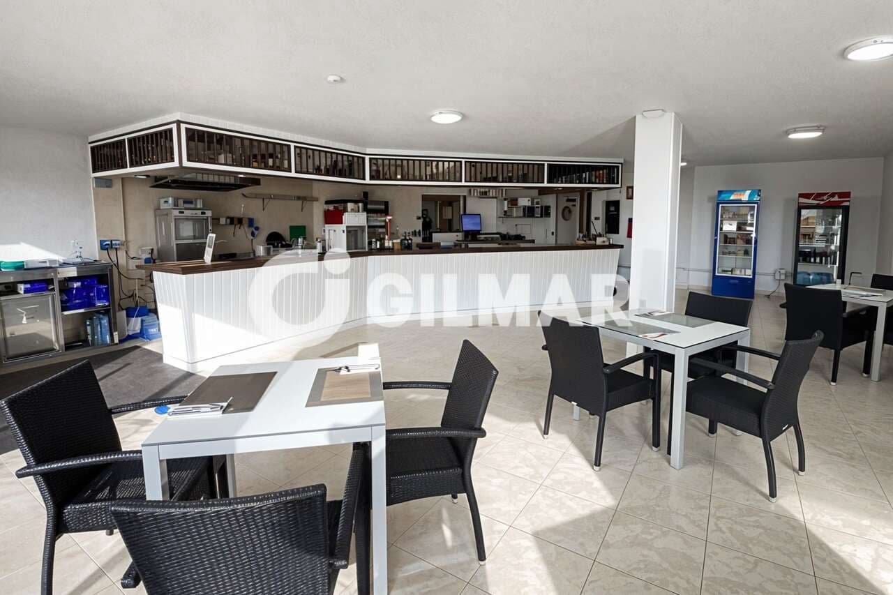 Lägenhet till salu i Playa de las Americas med pool - 315 000 € (Ref: 10172464)