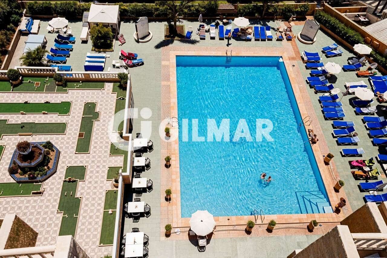 Lägenhet till salu i Playa de las Americas med pool - 315 000 € (Ref: 10172464)