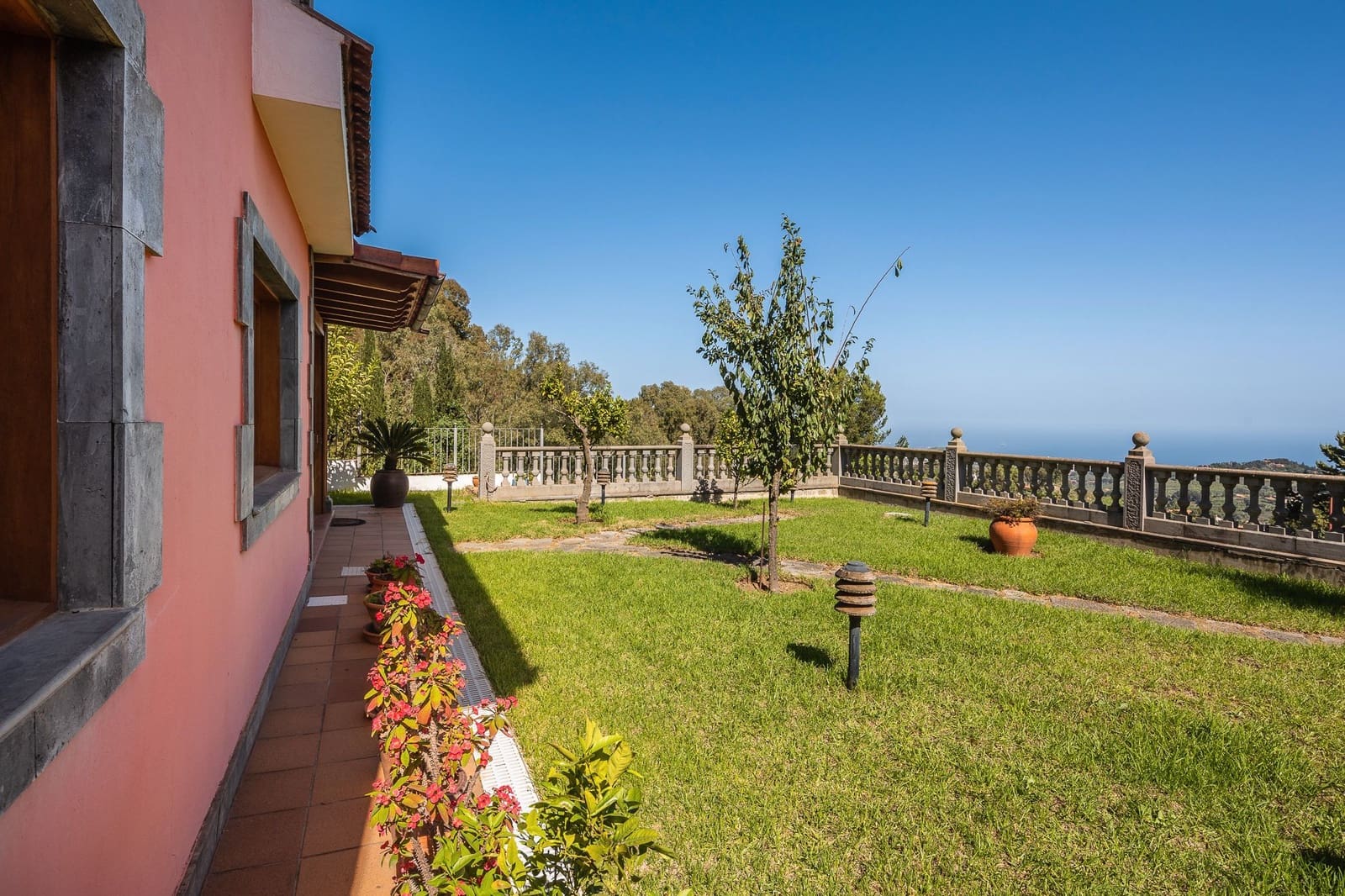 4 soveværelse Villa til salg i Santa Brigida med swimmingpool garage - € 850.000 (Ref: 7797785)