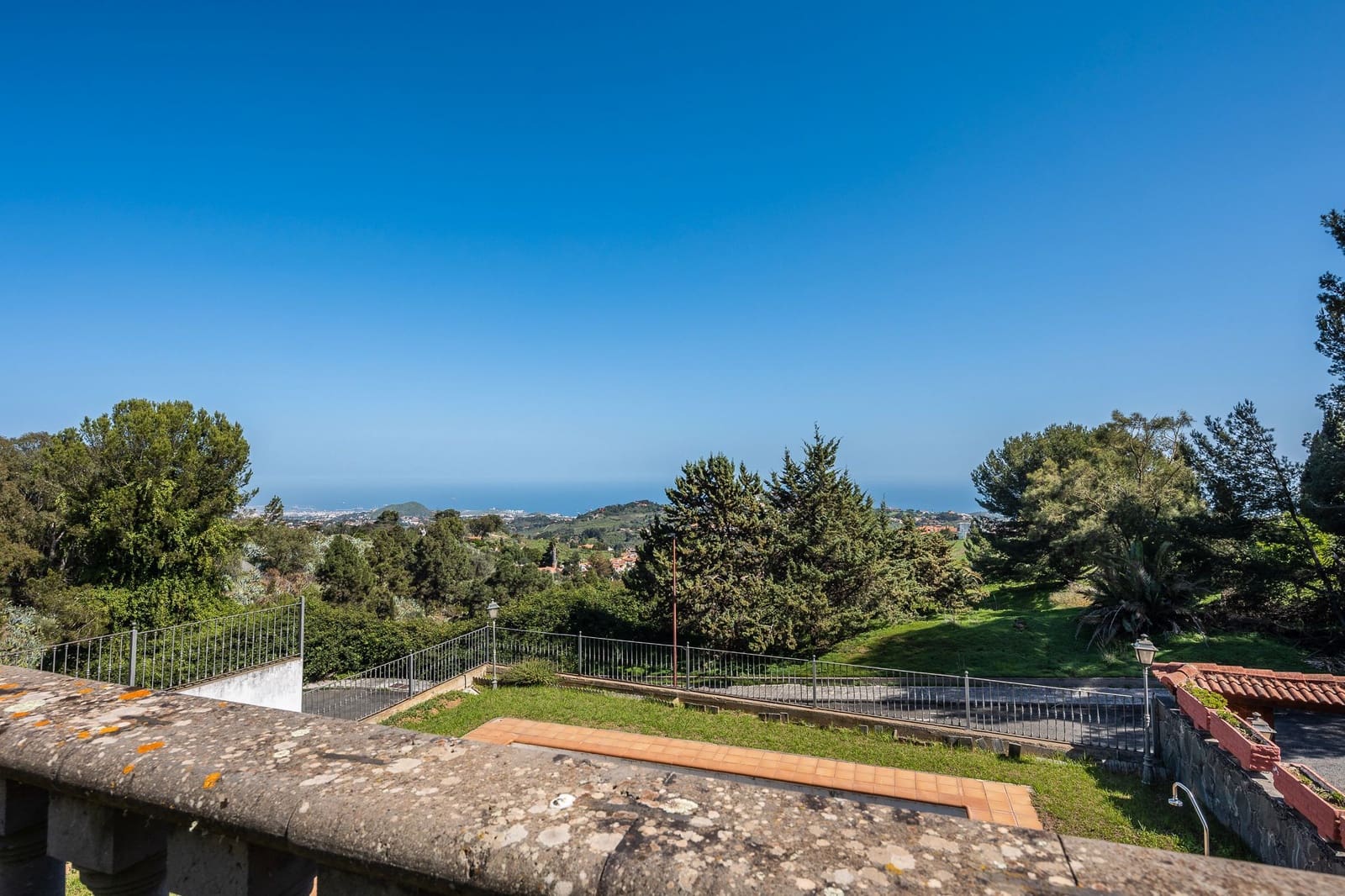 4 soveværelse Villa til salg i Santa Brigida med swimmingpool garage - € 850.000 (Ref: 7797785)