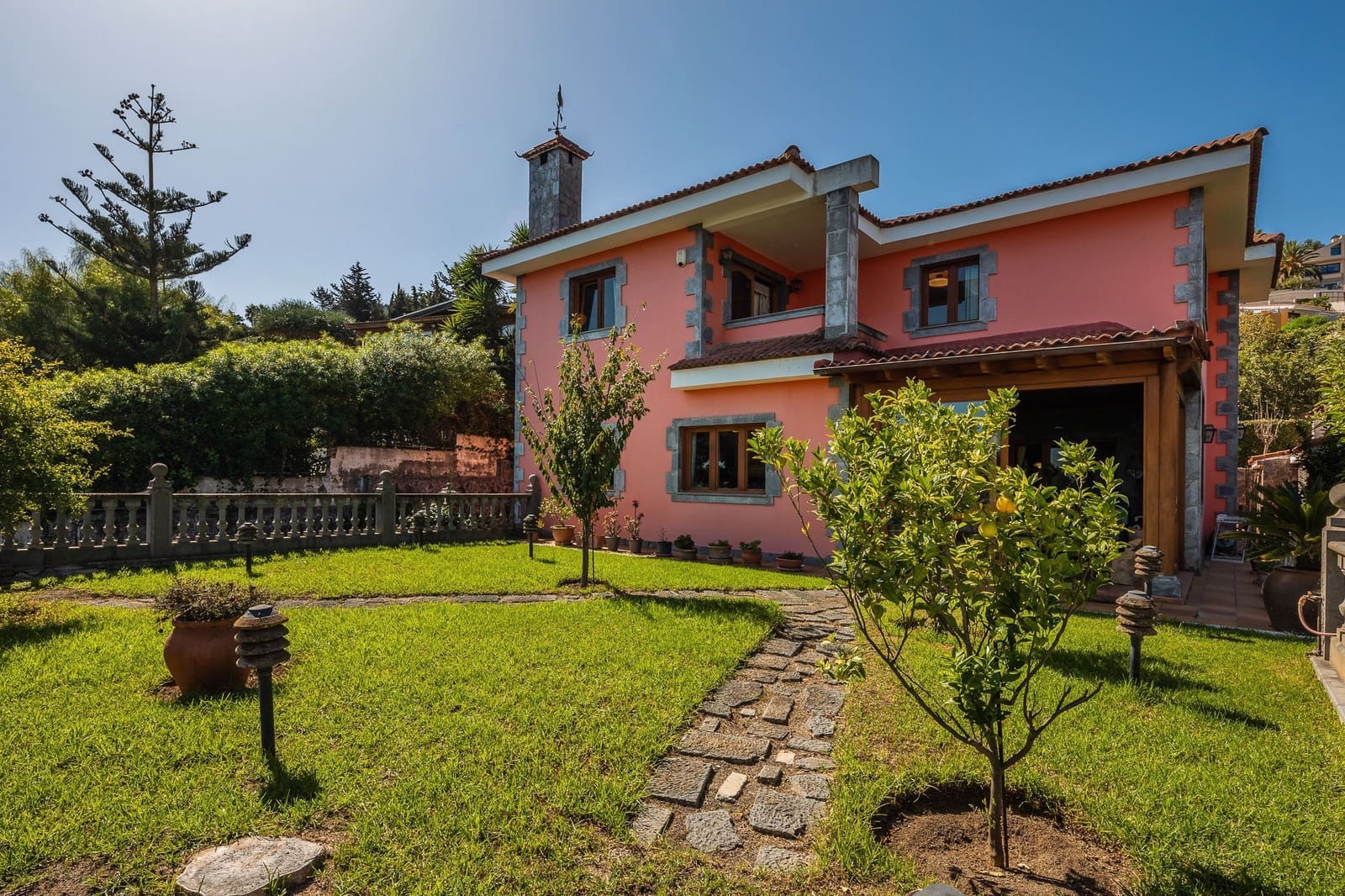 4 soveværelse Villa til salg i Santa Brigida med swimmingpool garage - € 850.000 (Ref: 7797785)