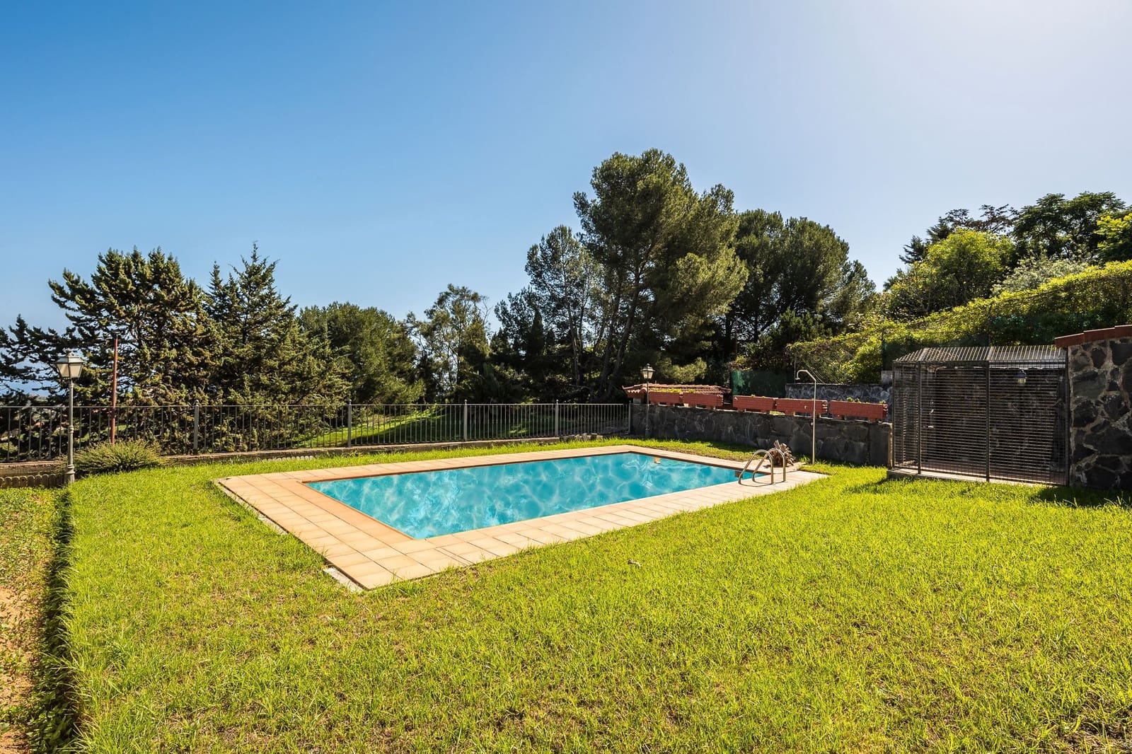 4 soveværelse Villa til salg i Santa Brigida med swimmingpool garage - € 850.000 (Ref: 7797785)