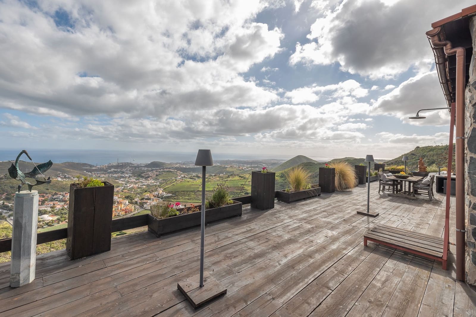 Villa til salg i Las Palmas de Gran Canaria med garage - € 680.000 (Ref: 7797786)