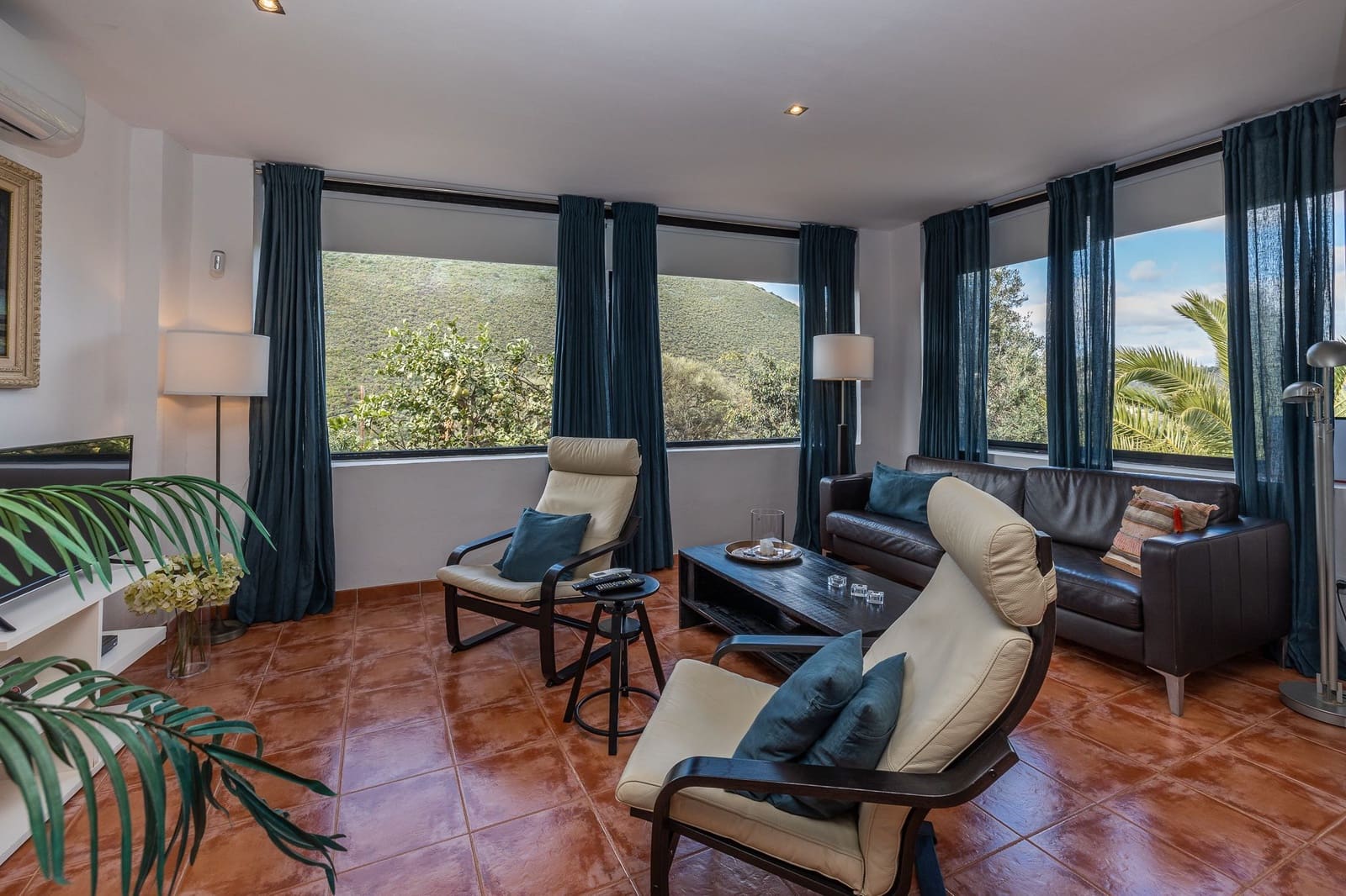 Villa til salg i Las Palmas de Gran Canaria med garage - € 680.000 (Ref: 7797786)