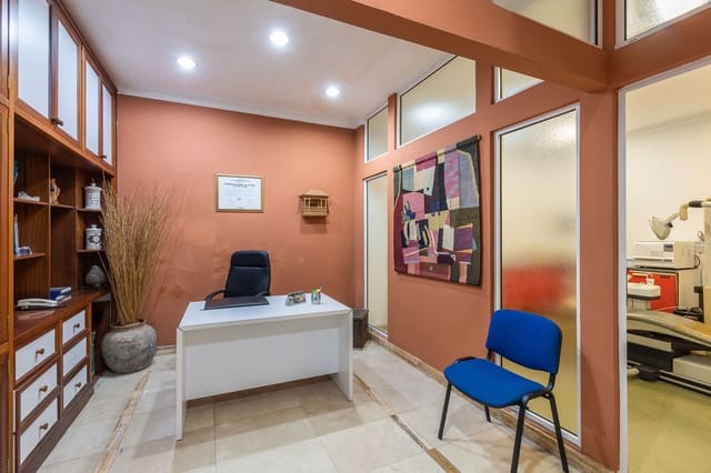 Erhverv til salg i Santa Brígida - € 880.000 (Ref: 7797787)