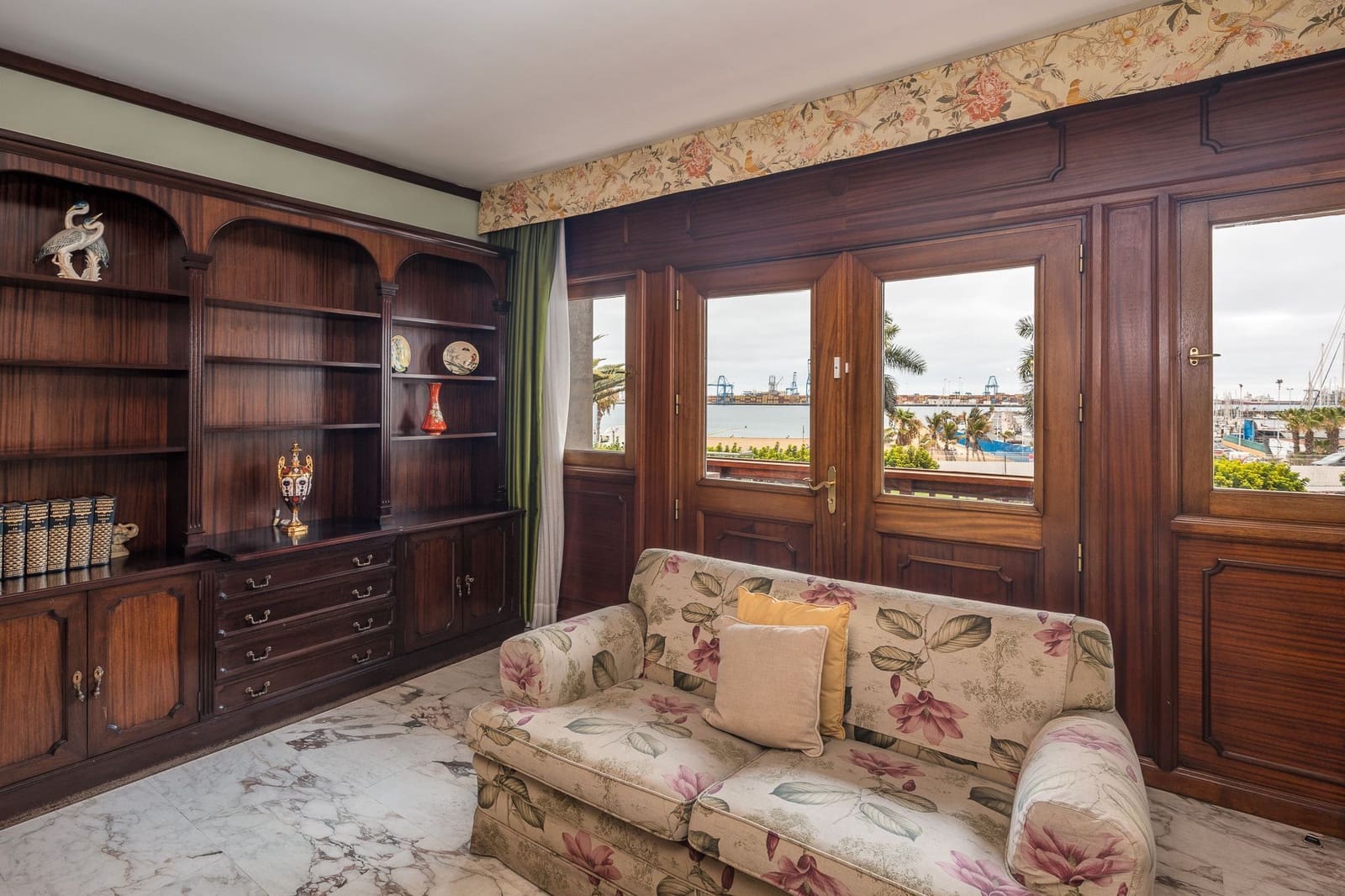 5 sypialnia Willa na sprzedaż w Las Palmas de Gran Canaria z basenem garażem - 1 800 000 € (Ref: 7797790)